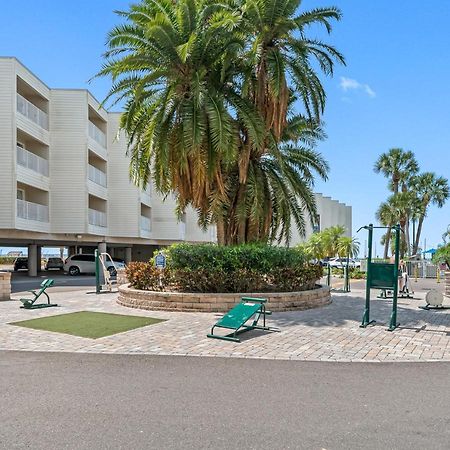 Bay Views From Your Balcony Beach Resort タンパ エクステリア 写真
