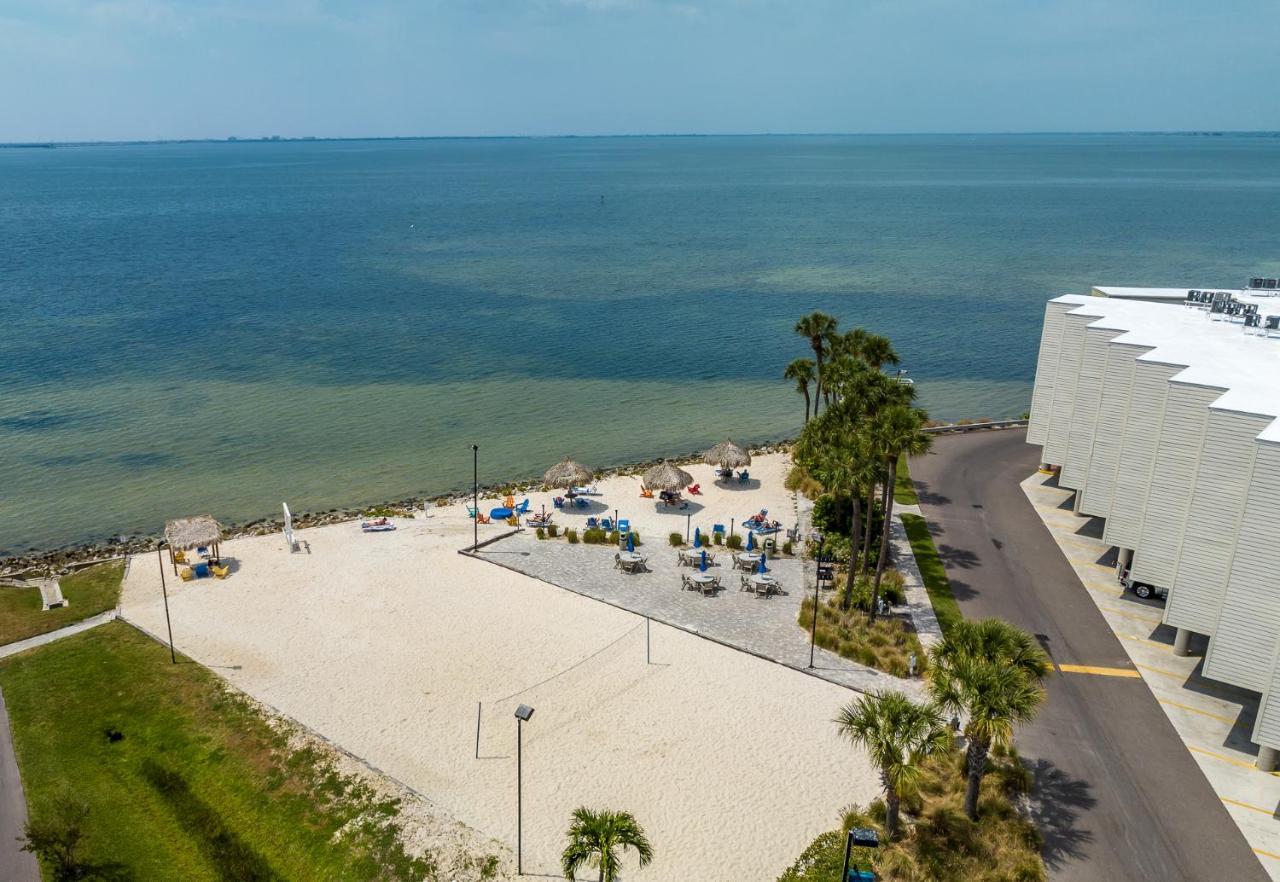 Bay Views From Your Balcony Beach Resort タンパ エクステリア 写真