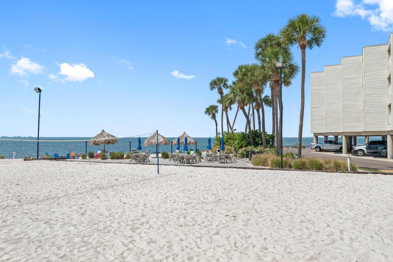 Bay Views From Your Balcony Beach Resort タンパ エクステリア 写真