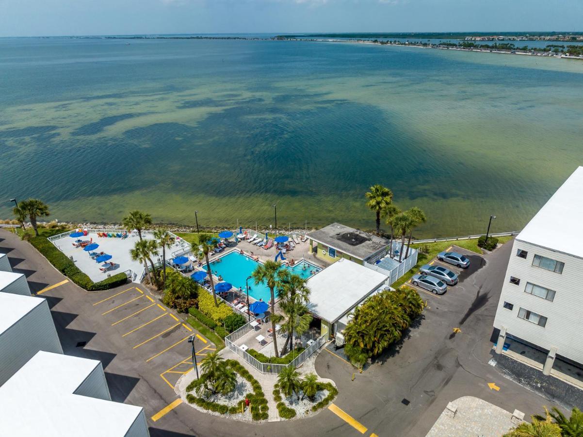 Bay Views From Your Balcony Beach Resort タンパ エクステリア 写真